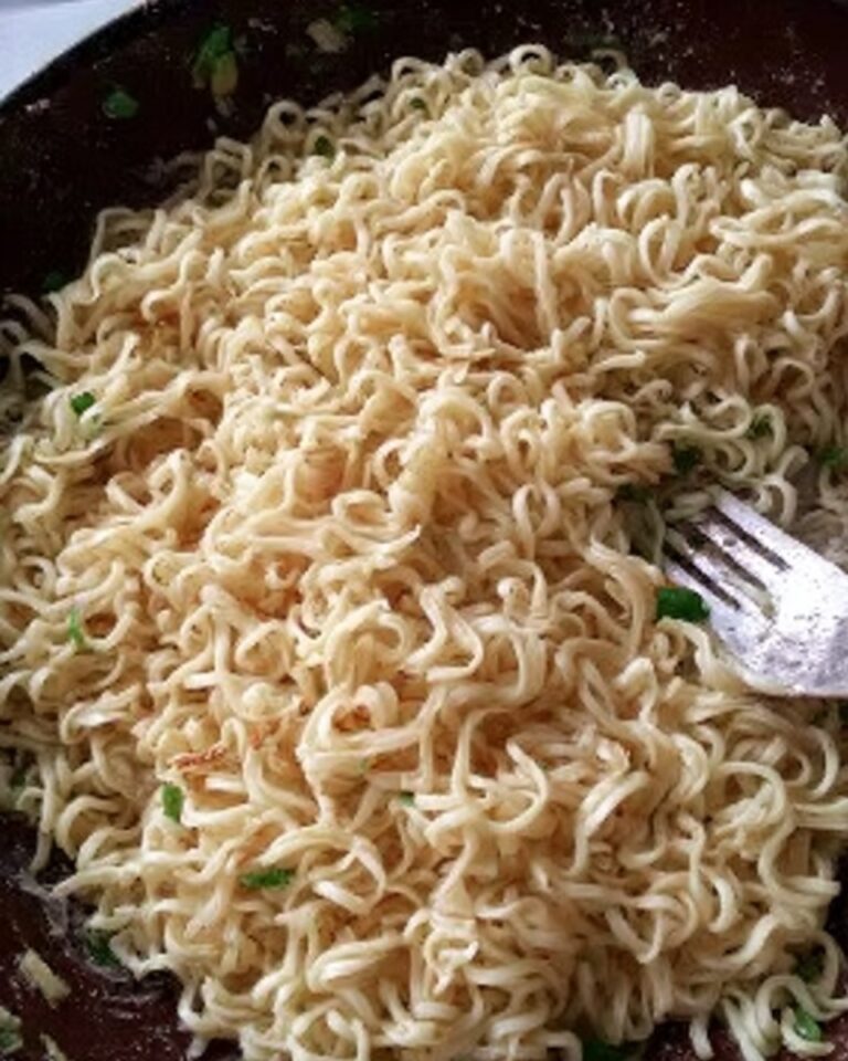 Easy One Pan Buttered Noodles Recipe