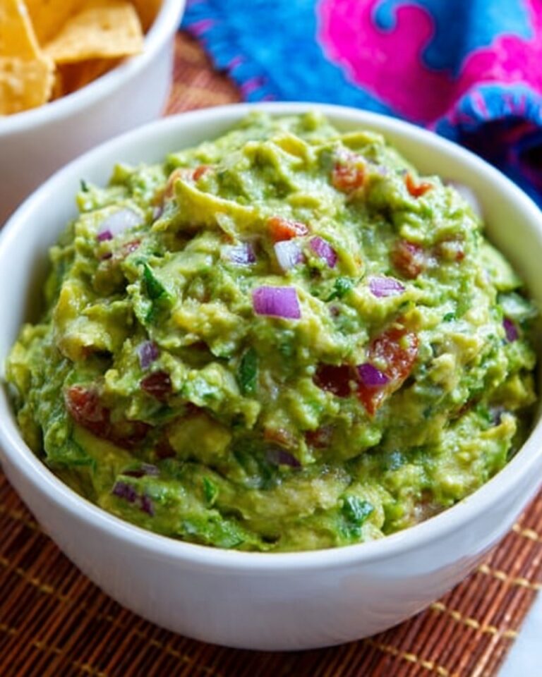 Fresh Homemade Guacamole Recipe