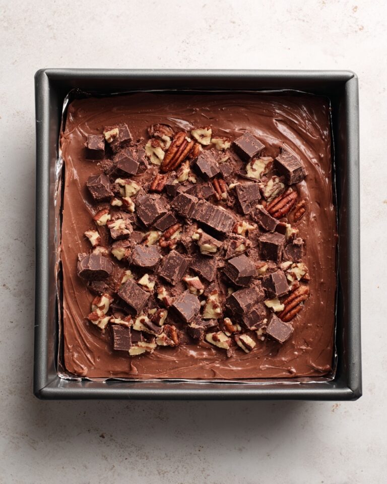 Easy Chocolate Walnut Fudge: A Decadent Treat Recipe