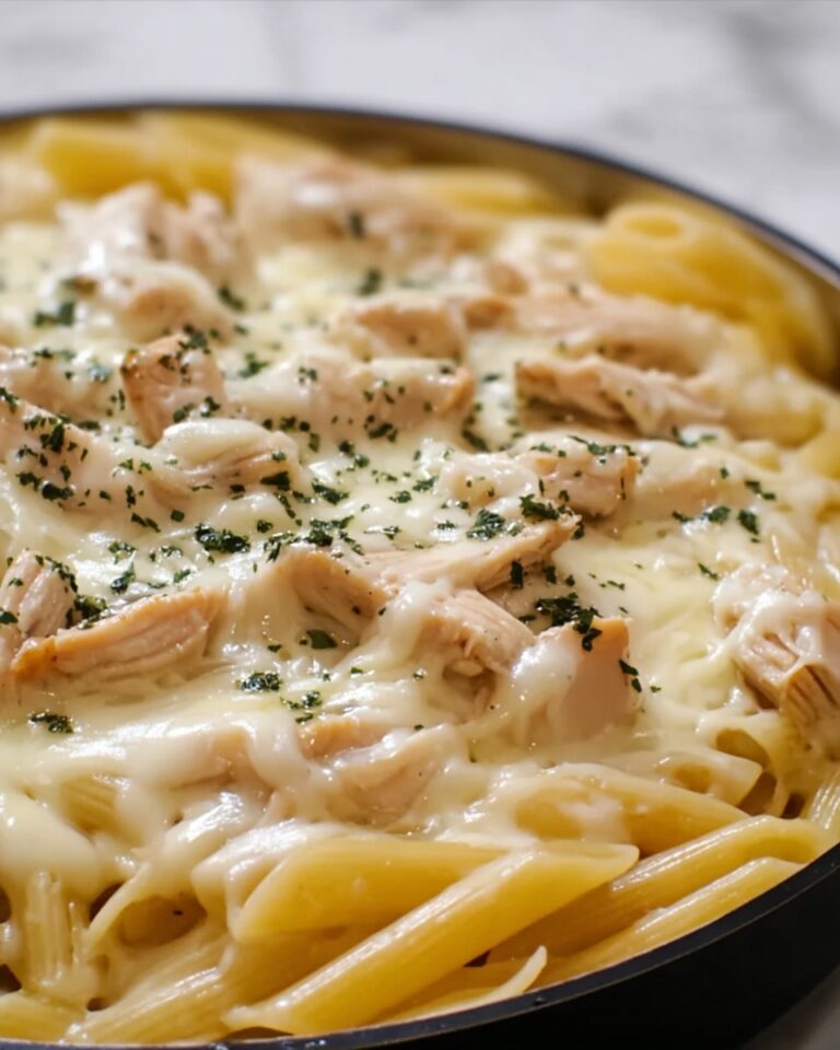Cheesy Chicken Alfredo Slow Cooker Delight Recipe