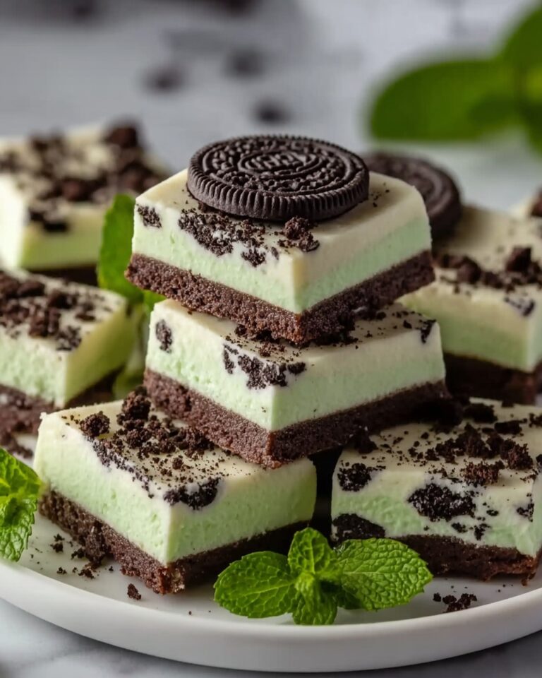 Easy and Irresistible Mint Oreo Bark You Can Make in Minutes Recipe