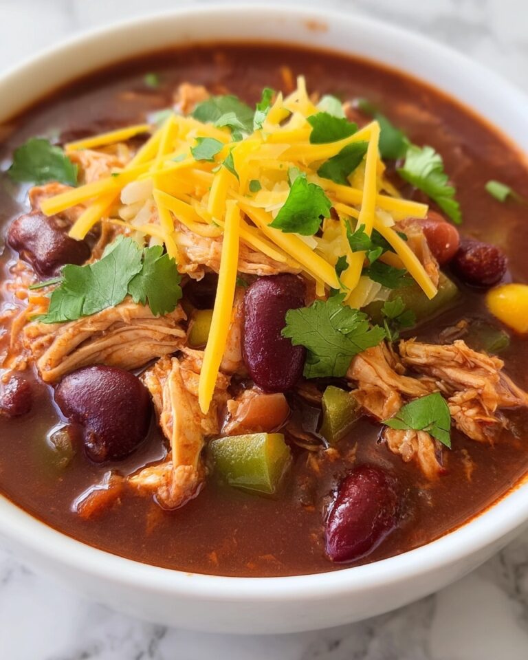 Hearty Homemade Chicken Chili Recipe