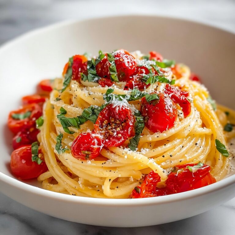 Creamy Fresh Tomato Garlic Pasta Recipe