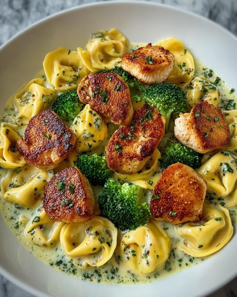 Garlic Parmesan Chicken Tortellini: An Easy and Delicious One-Pan Meal Recipe