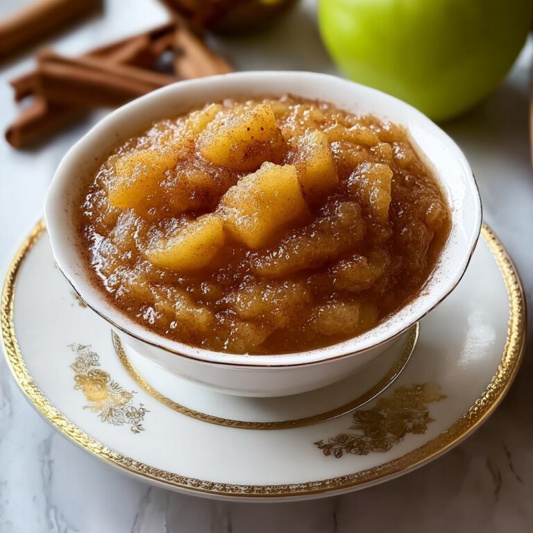 Hot Buttered Apple Sauce with Cinnamon and Nutmeg Recipe